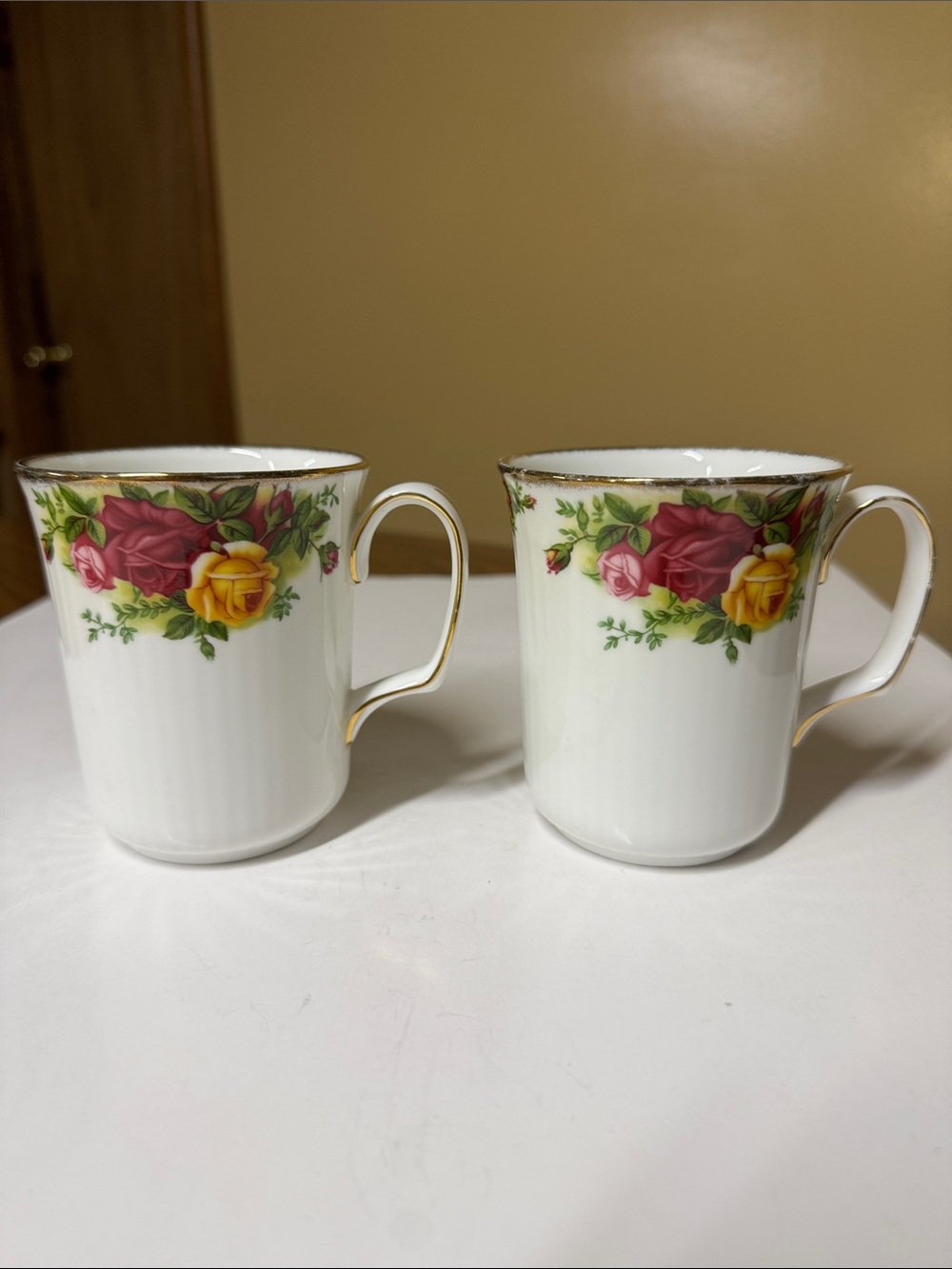 Royal Albert Old Country Roses White Porcelain Mugs- Set of 2